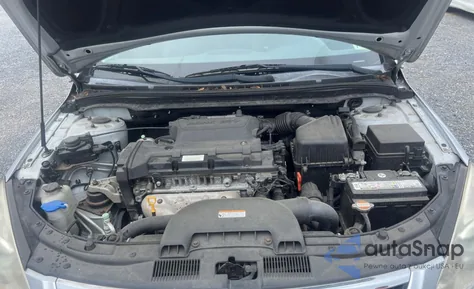 2011 Hyundai Elantra Touring Gls from USA, damaged, VIN KMHDB8AE0BU087734